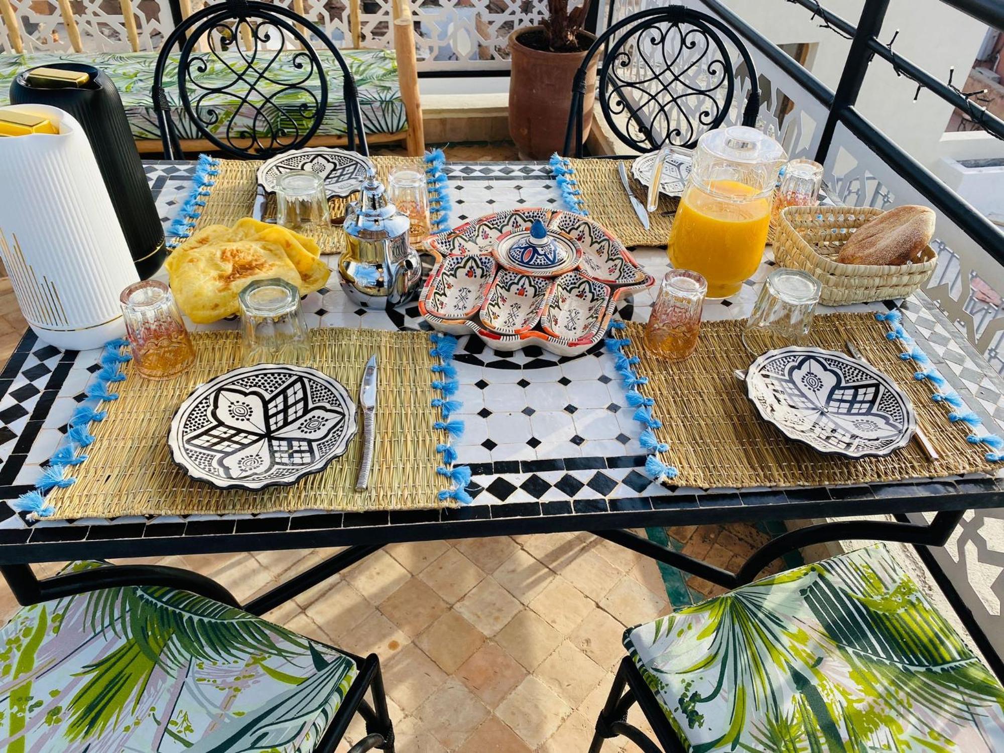Riad & Spa Sous Le Soleil Chez Jerome Et Pamela Ch Lagon 马拉喀什 外观 照片